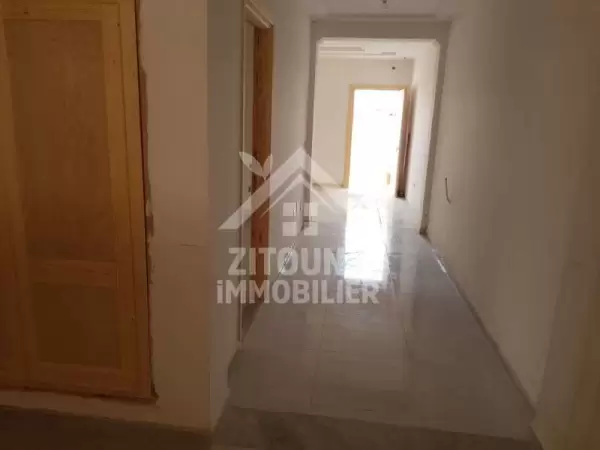 A vendre deux appartements dans un quartier résidentiel à ain zaghouan (4108)