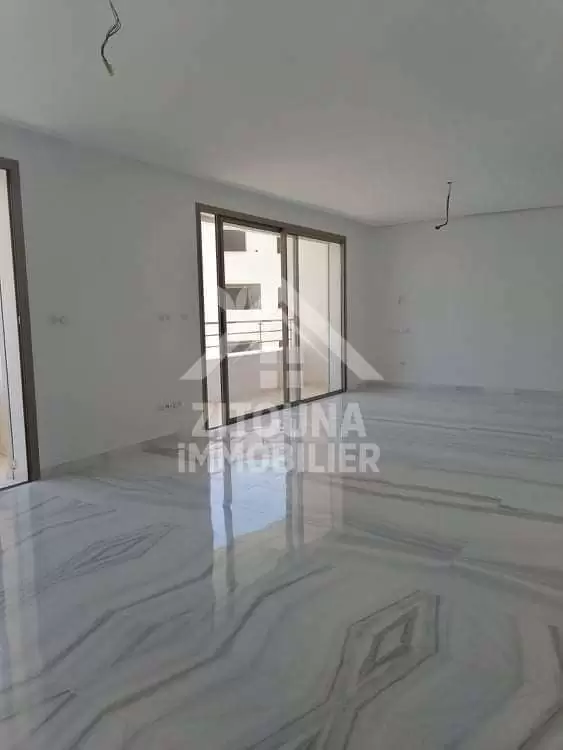 A vendre un magnifique appartement S2 à Gammarth
