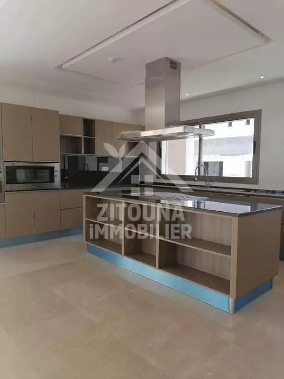 A vendre un magnifique S2 à Gammarth