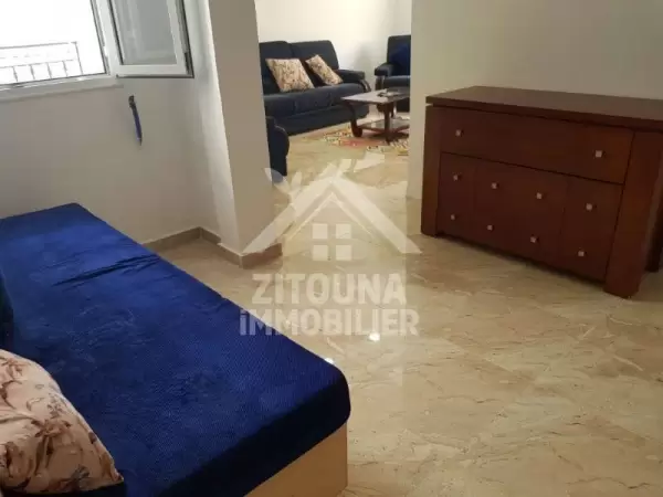 A louer un bel appartement à gammarth village (4118)