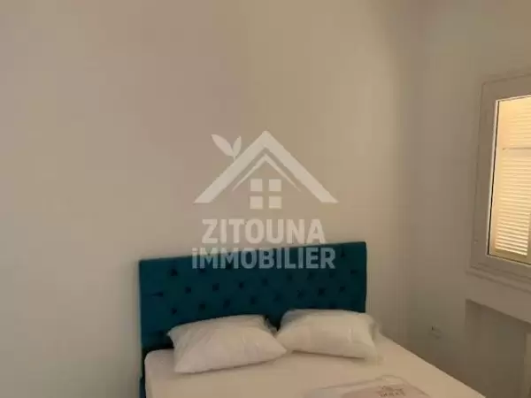A louer un etage de villa à la marsa lahwach (4124)