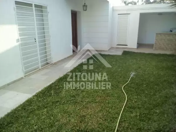 A louer une charmante villa avec piscine à yasmine hammamet (4126)