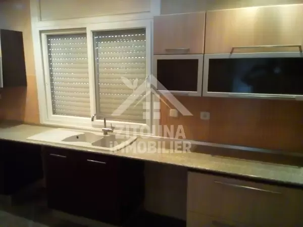 A louer une charmante villa avec piscine à yasmine hammamet (4126)