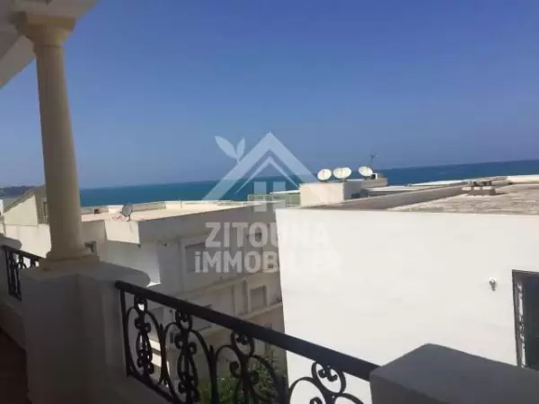 Un bel appartement à la marsa plage avec vue mer