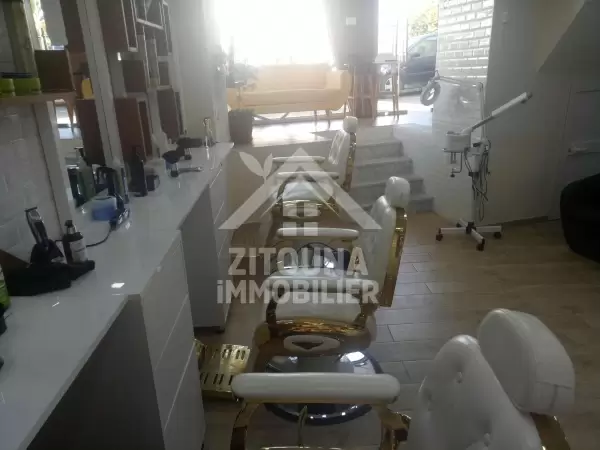 A Vendre un salon de coiffure à la marsa (4130)