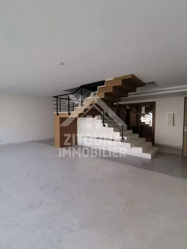À vendre un duplex S4 au lac2