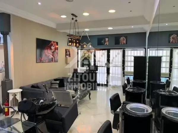 A Vendre un Salon esthétique à Carthage (4148)
