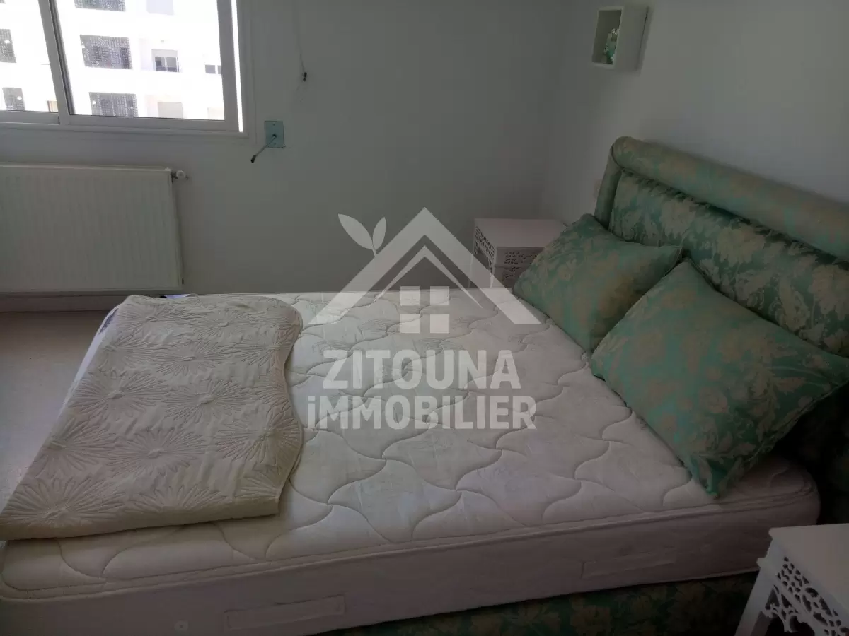 A louer un bel appartement meublé à la Marsa plage (4150)