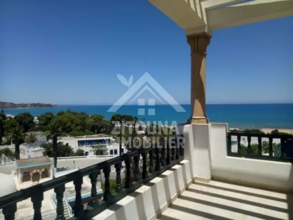 A louer un très bel appartement avec vue sur mer à la marsa plage (169)