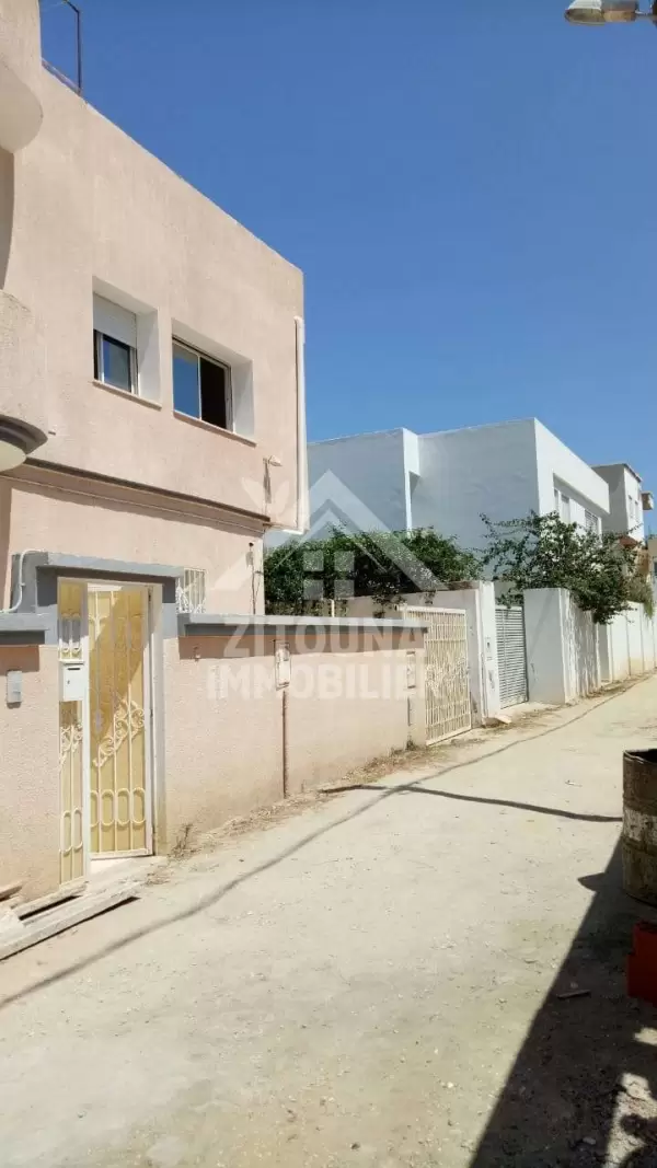 A louer un étage de villa