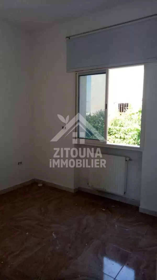 A louer un étage de villa