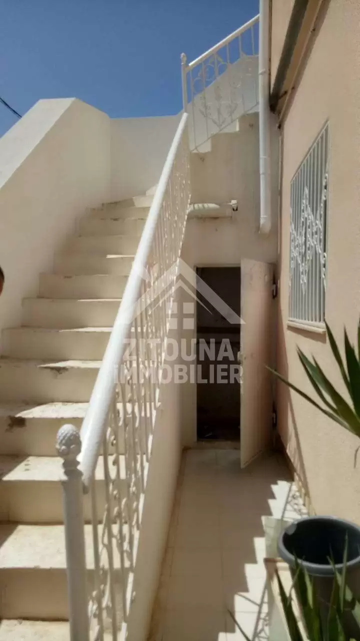 A louer un étage de villa