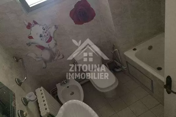 A vendre un appartement à Cité Nasr, Tunisie