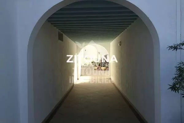 A vendre un appartement à Gammarth