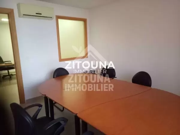A Vendre un bel appartement à Marsa ville (4184)