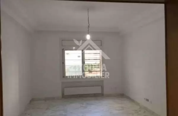 A vendre un bel appartement à Jardins De Carthage 2972