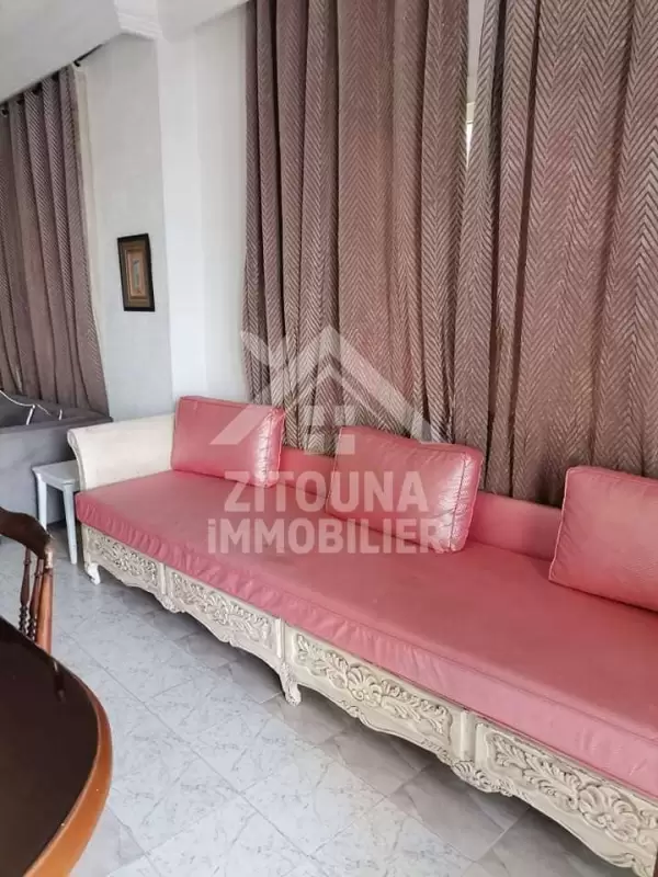 A louer un bel Appartement richement meublé