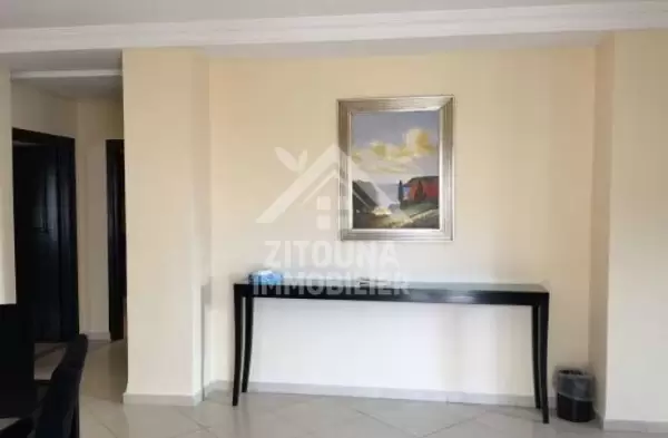 A louer un bel appartement au Golden Tulip 2961