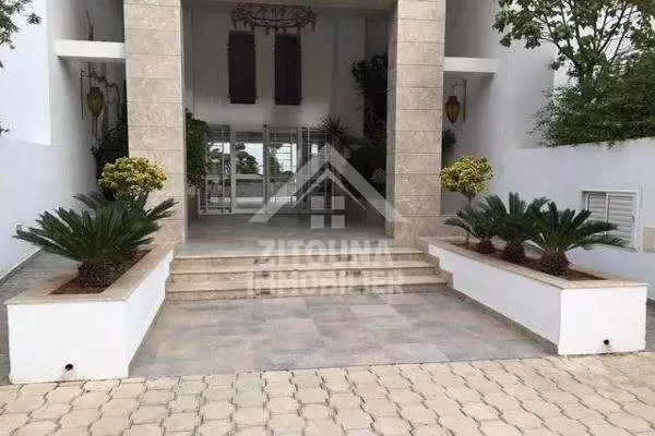 A louer un bel appartement à La Marsa 2934