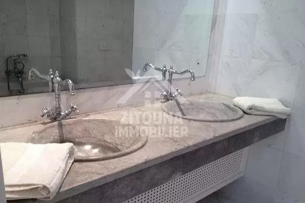 A louer un appartement de luxe au Lac 2