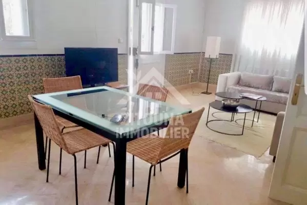 A louer un coquet appartement meublé