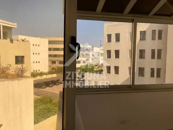 Bureau à louer de 65 m2 au lac 1