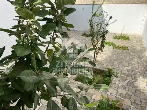 A louer une belle villa à Gammarth village 4231