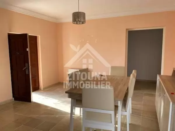 A louer une belle villa à Gammarth village 4231
