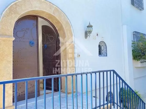 a louer un beau duplex à la marsa