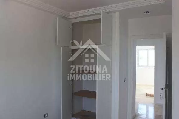 A louer un bel appartement à Ain Zaghouan (AS2895)