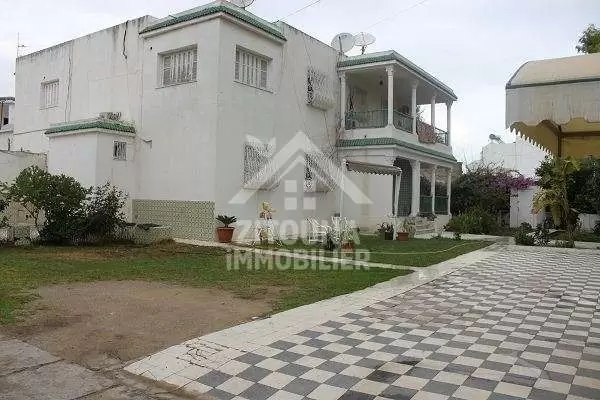 A vendre une villa à Carthage Byrsa ( AS2891)