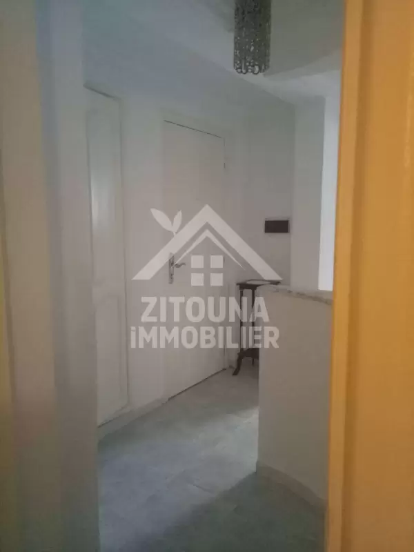 A louer un bel appartement à la Marsa Ville 4237