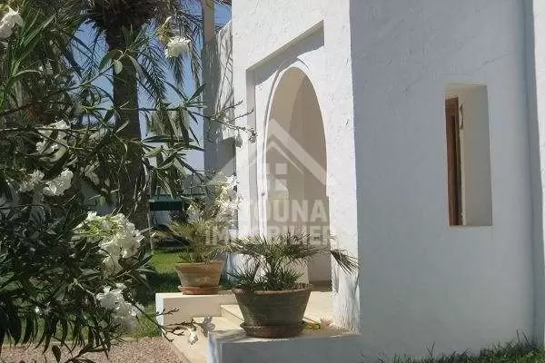 A louer une belle villa à Djerba 2884