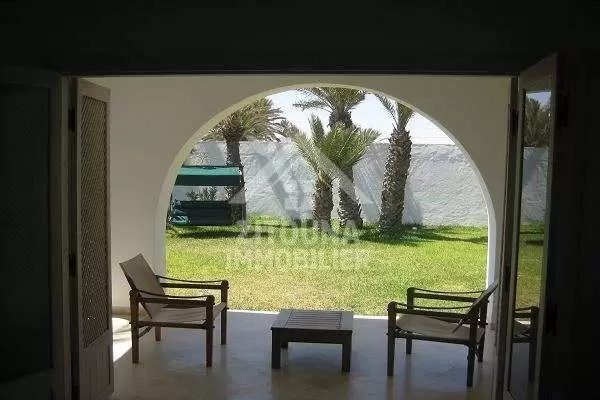 A louer une belle villa à Djerba 2884