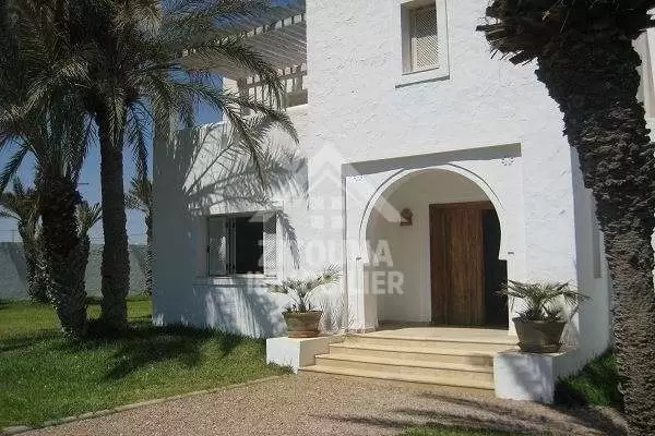 A louer une belle villa à Djerba 2884