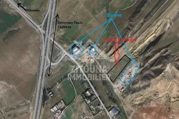 Un terrain à vendre dans un endroit stratégique, de surface 13335 m2, situé à Ben Arous (2881 )