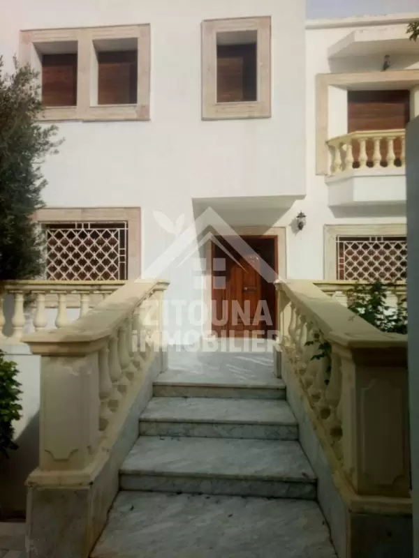 A louer une belle villa à Gammarth