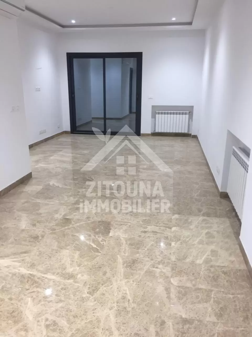 A louer un appartement tout neuf à la Marsa Sidi Abdelaziz