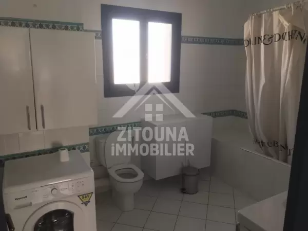 A louer un beau duplex avec vue sur mer au Golden tulip