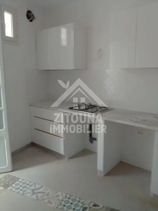 A louer un beau duplex à la Marsa