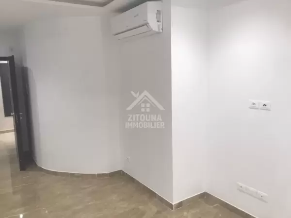 A louer un bel appartement S+1 à Sidi Abdelaziz La Marsa