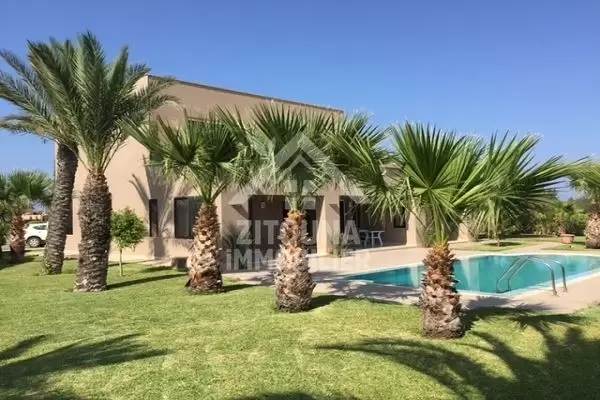 A louer une belle villa au Golf de Gammarth