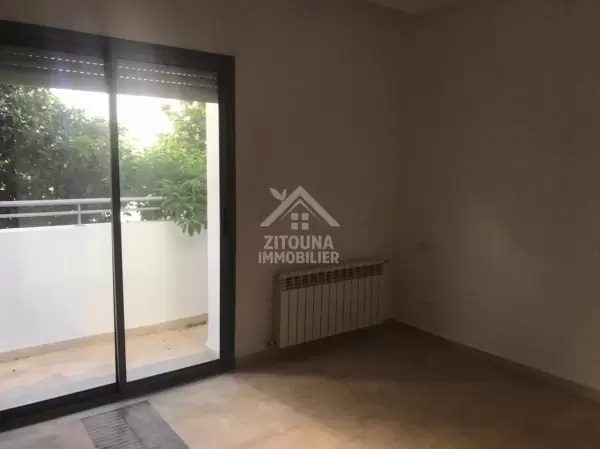 A louer un appartement S+2 avec un grand jardin au berges du lac 2