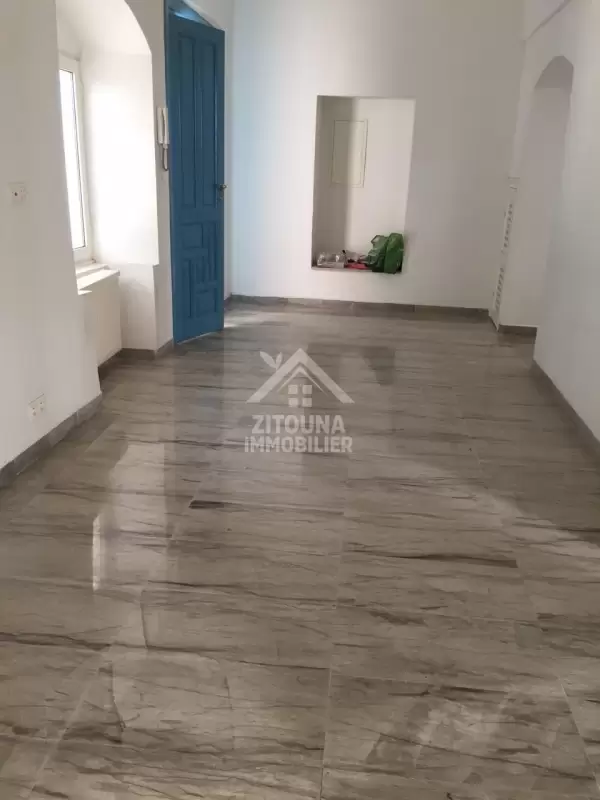 A louer un beau duplex avec vue panoramique sur la mer à La Marsa Sidi AbdelAziz