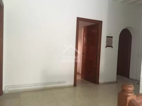 Villa à louer à MENZEH 1