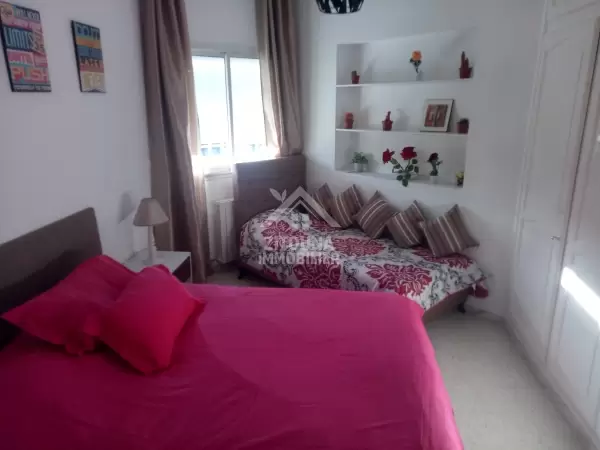 A louer un bel étage de villa avec une entrée indépendante à La Marsa Ville