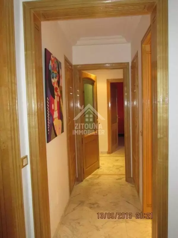 A louer un bel appartement meublé à La Marsa