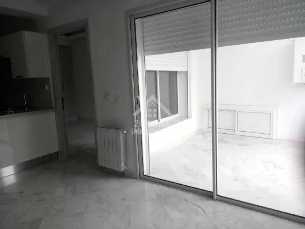 A Louer un bel appartement jamais habité à La Marsa Ville