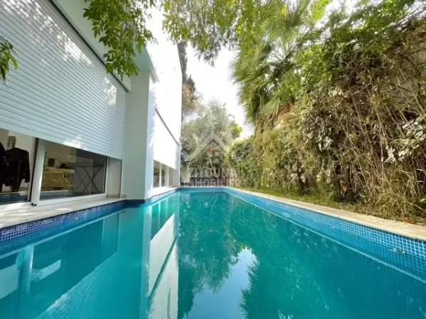 A louer une villa de maitre à Carthage Salambo