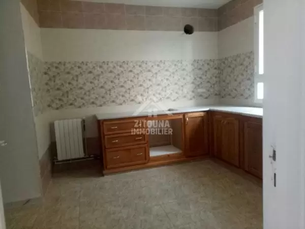 A louer un bel étage de villa à La Marsa